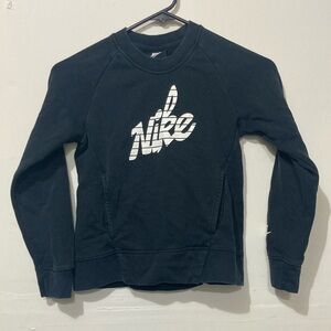 $5 “Nike” (S) Crewneck